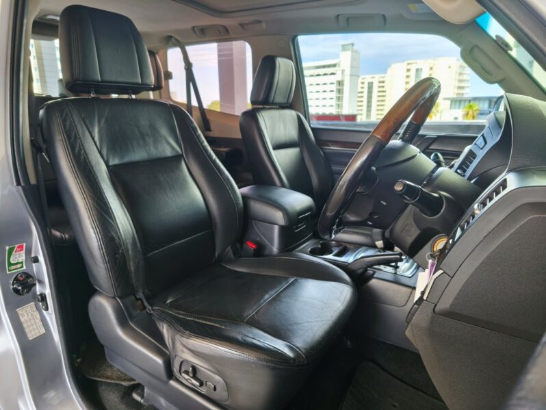 2009 MITSUBISHI PAJERO 3.2DiD GLS SWB AUTO full
