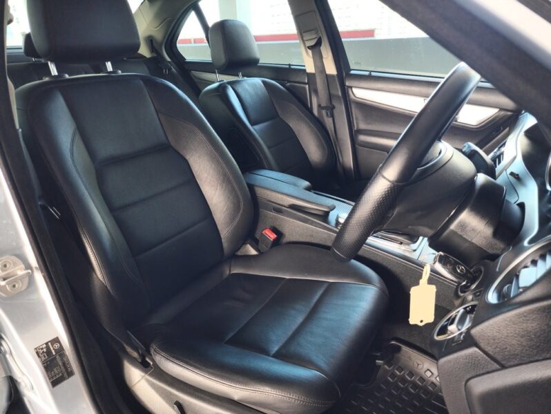 2013 MERCEDES BENZ C200 AVANTGARDE AUTOMATIC full
